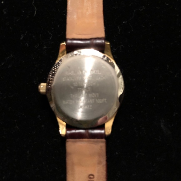 Watch - Picture 2 of 3